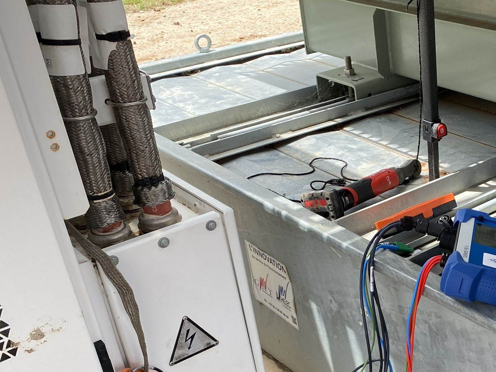 On-site inverter testing — Harmonic and DC injection measurement, investigating inverter DC injection causing transformer saturation